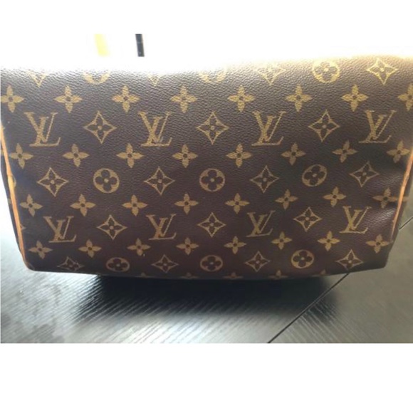 Authentic Louis vuitton speedy 30, accept offers - Picture 7 of 16